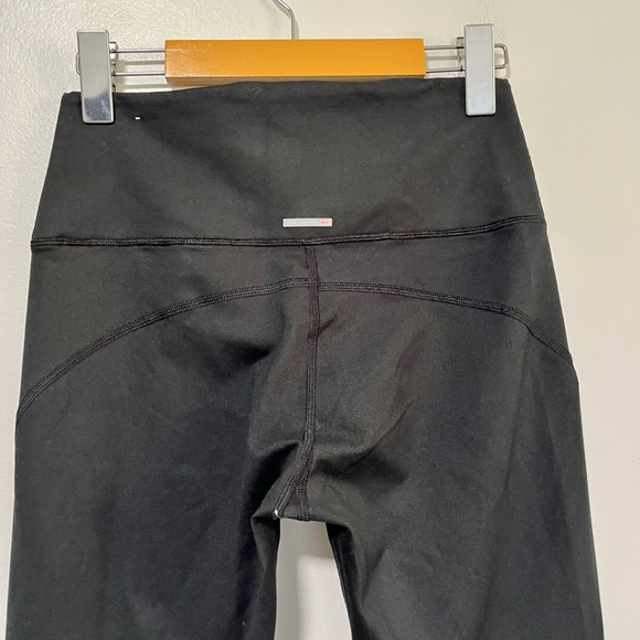 Aerie Chill. Play. Move. Black Mesh Panel Leggings - Size M - Picture 11 of 12